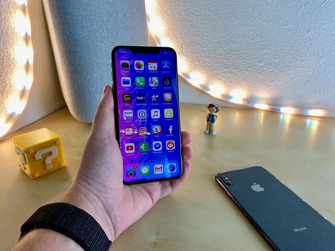 IPHONE XS MAX 64GB